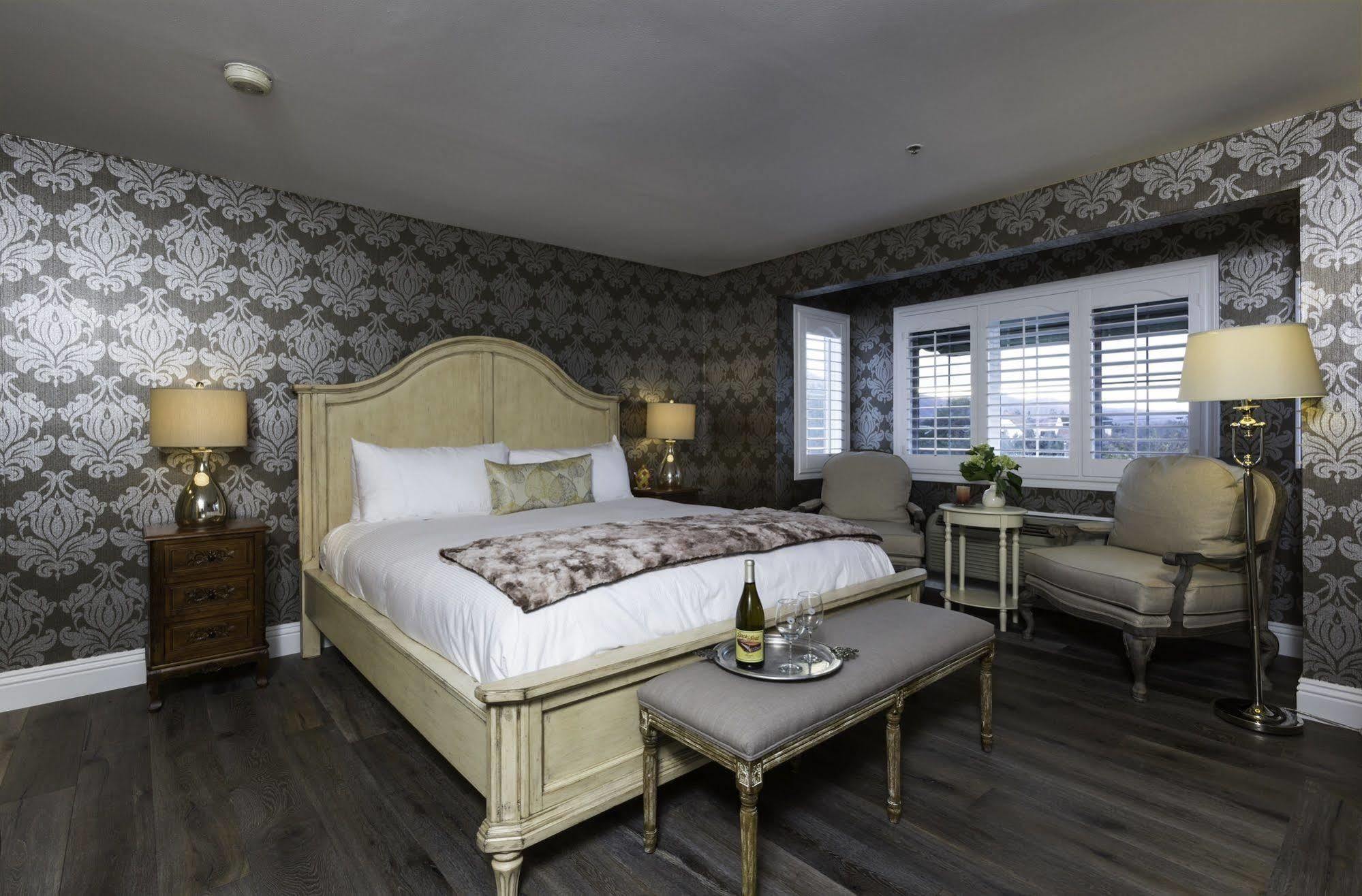 Mirabelle Inn & Restaurant Солванг Экстерьер фото
